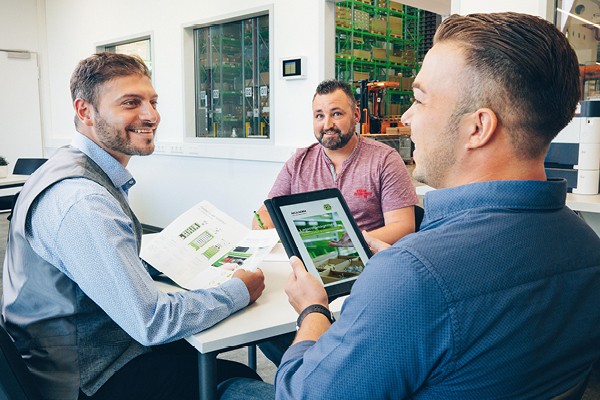 Key Account Manager und Kunde